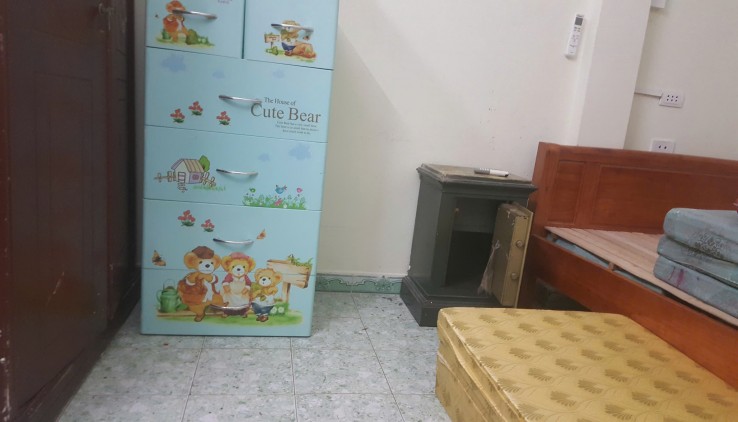Cho thuê nhà ngõ ô tô 147 Tân Mai 5 tầng, 3 ngủ, chỉ 8.5 triệu vào ngay